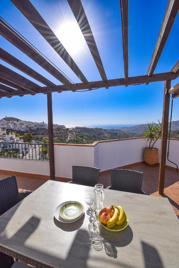 Appartement Penthouse 17a, 2 Bedroom, Pool, Large Terrace And Amazing Views In The Center Of Hansonholiday *