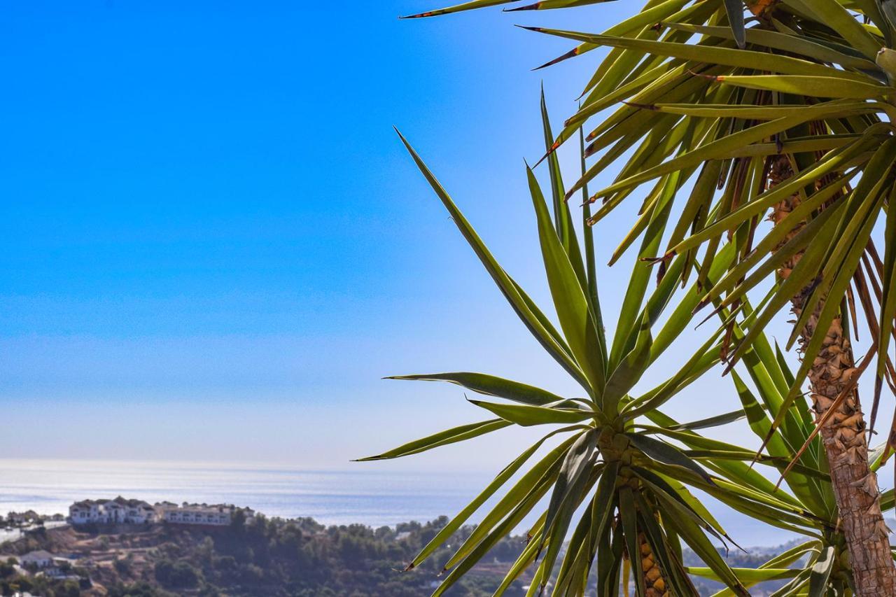 Penthouse 17a, 2 Bedroom, Pool, Large Terrace And Amazing Views In The Center Of Hansonholiday Appartement Frigiliana